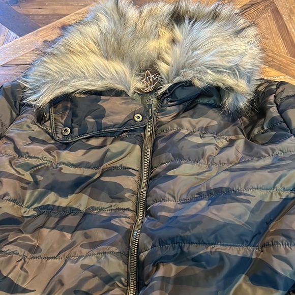 Activ8 winter Jacket size large - Picture 2 of 5